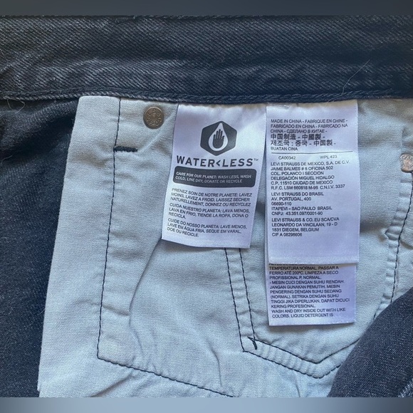 Revolve Levi’s 501 Size 32 black destroyed fray hem denim jeans shorts - Picture 14 of 16